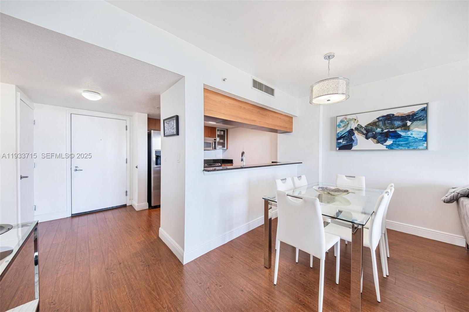 1800 CLUB CONDO - Residential