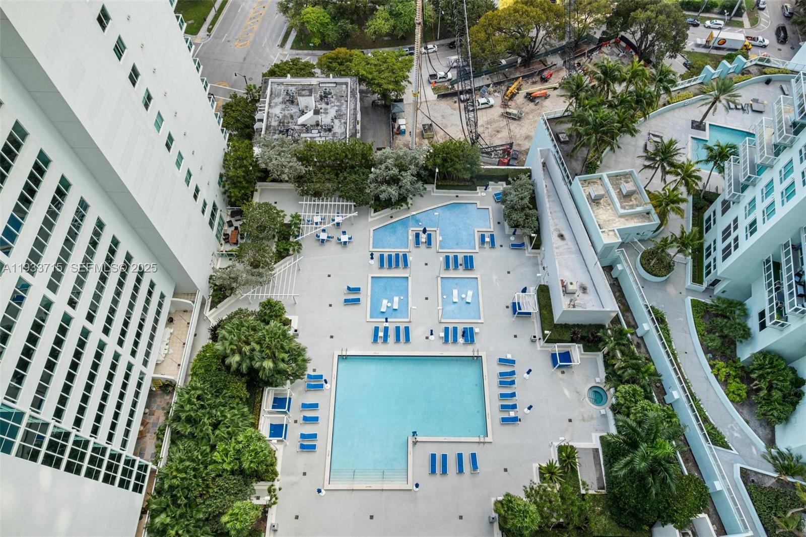 1800 CLUB CONDO - Residential