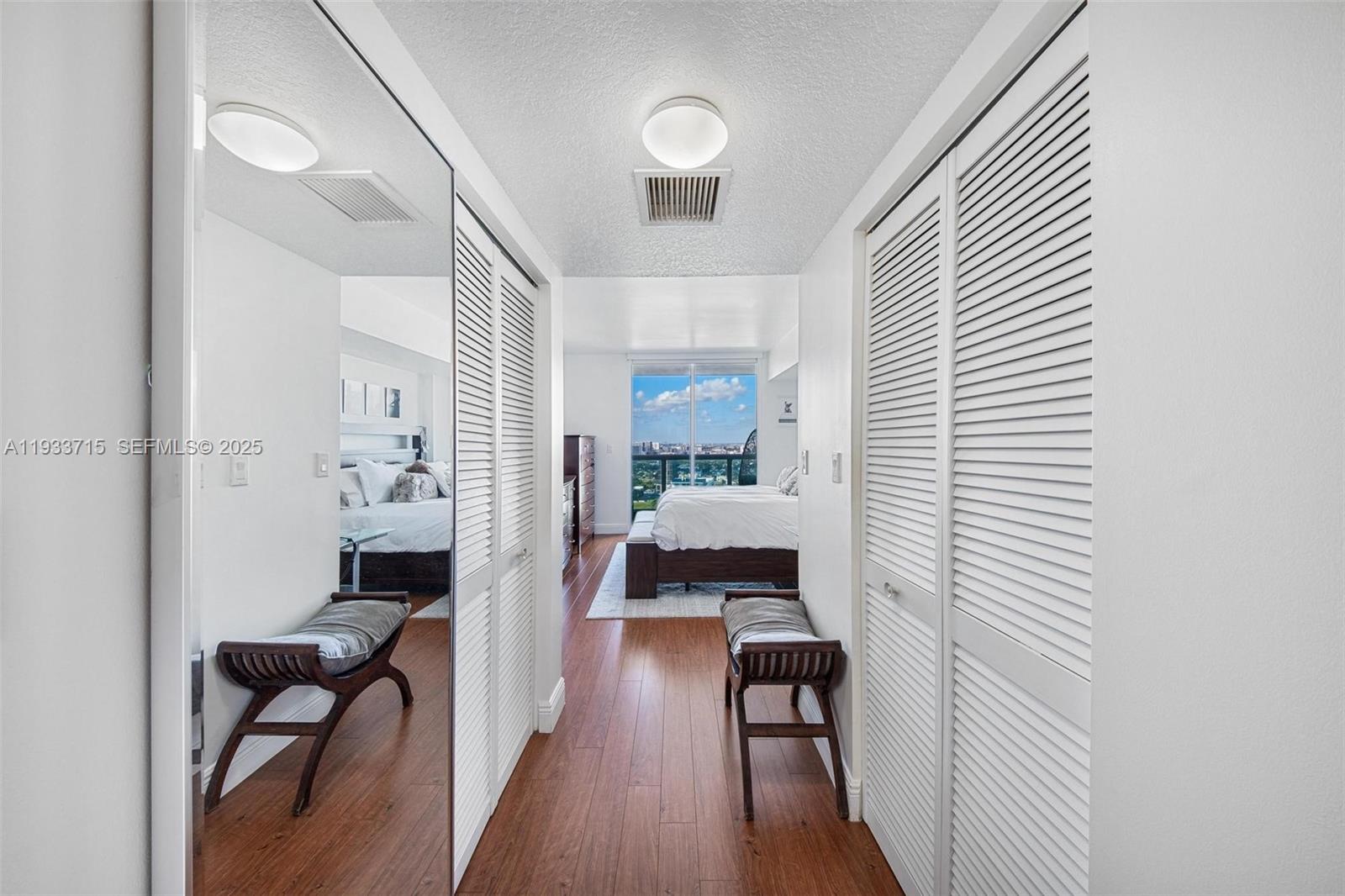 1800 CLUB CONDO - Residential