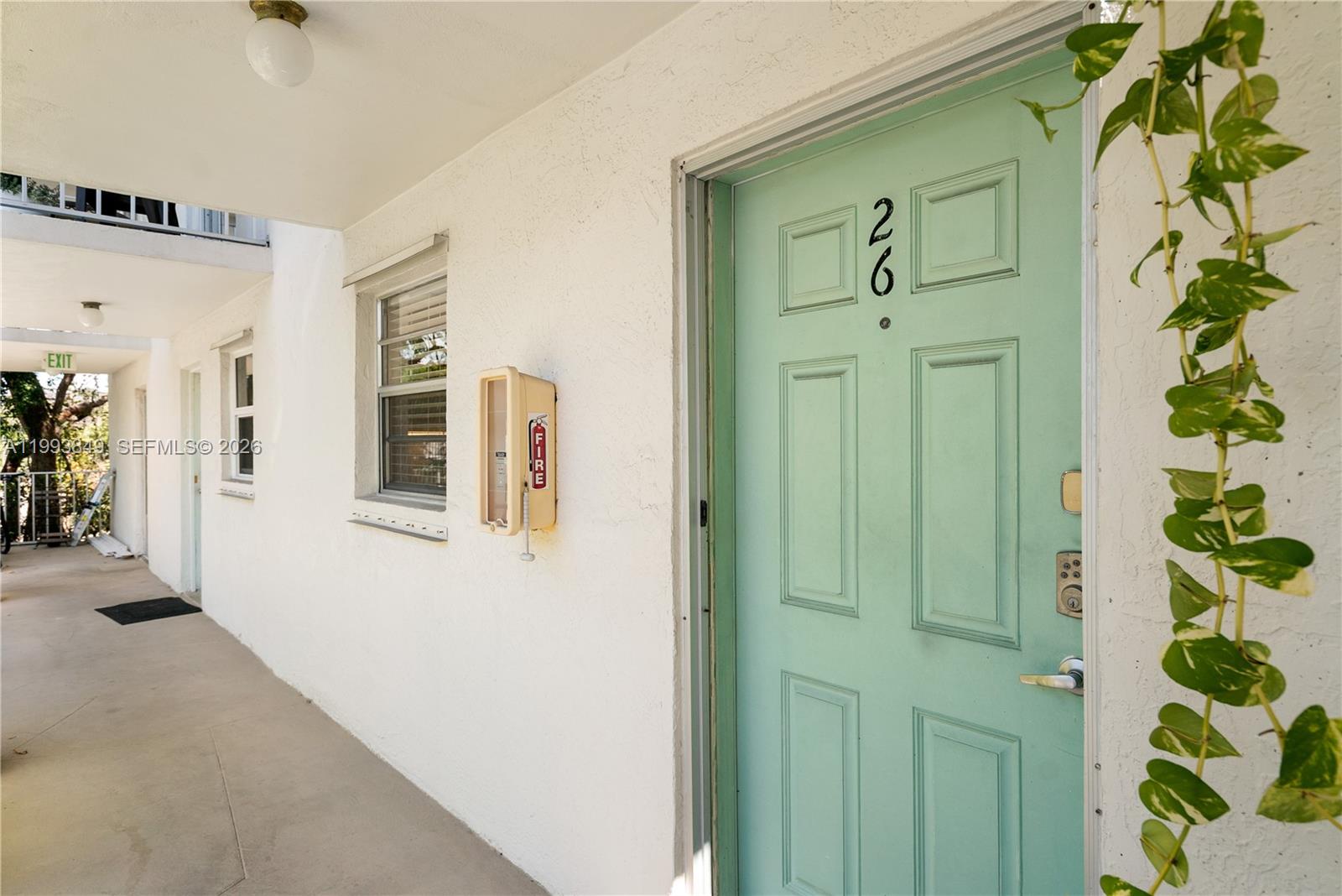 HOLIDAY BY THE SEA - Residential