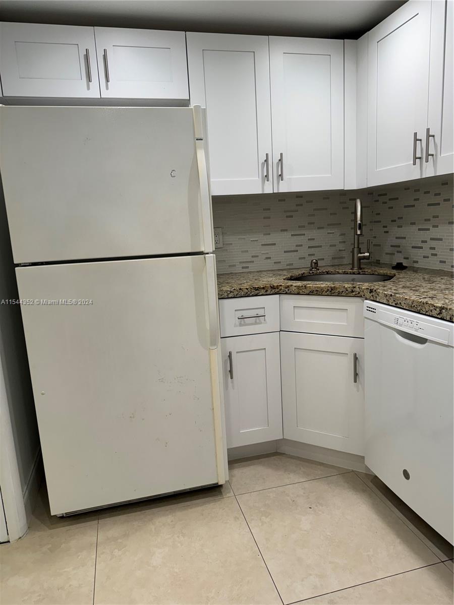 INTERNATIONAL VILLAGE AT - Residential Lease