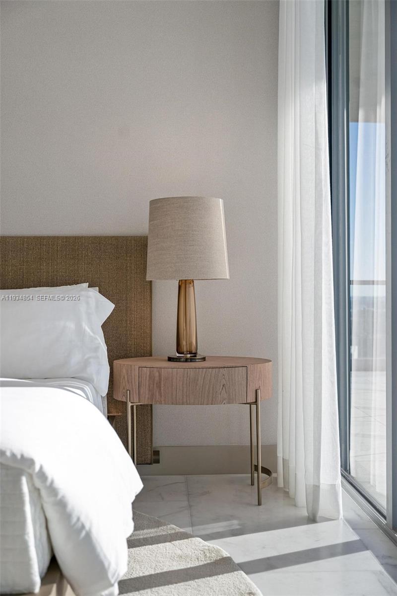 NORTH BISCAYNE BEACH AMEN - Residential