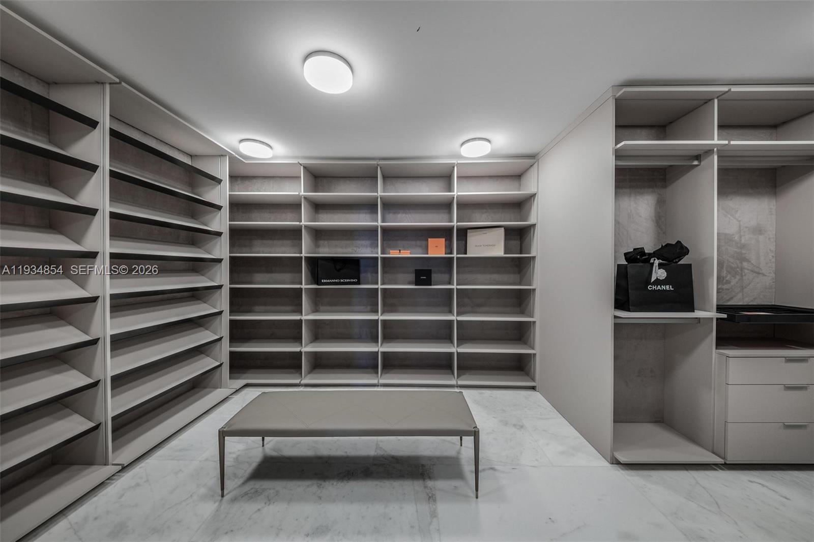 NORTH BISCAYNE BEACH AMEN - Residential