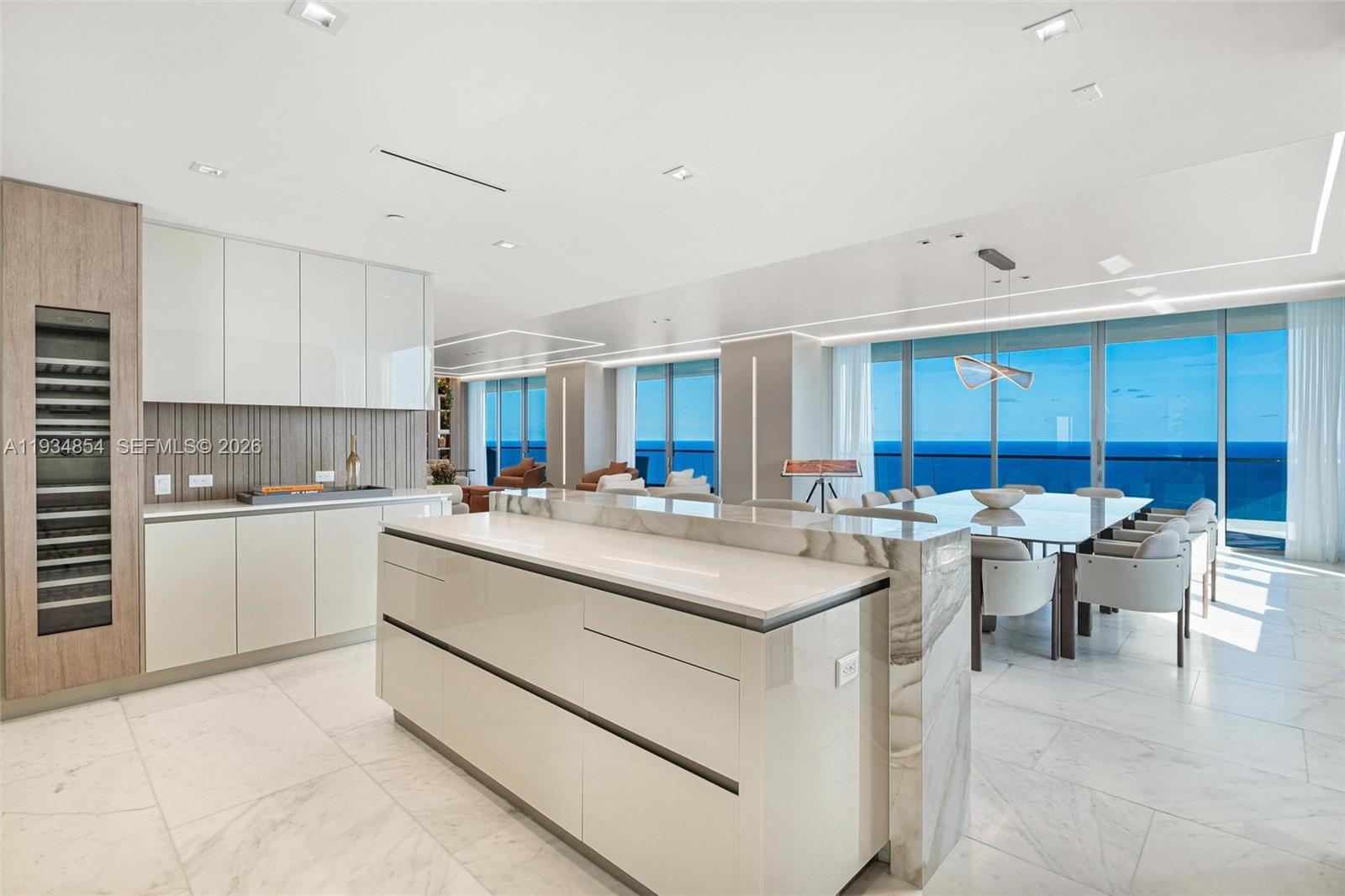 NORTH BISCAYNE BEACH AMEN - Residential