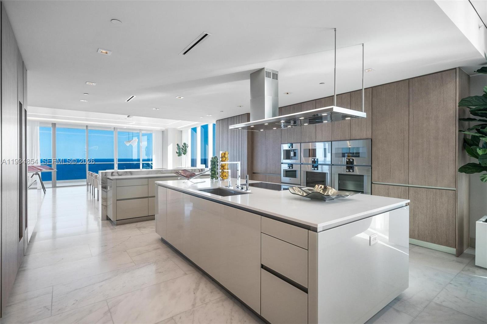 NORTH BISCAYNE BEACH AMEN - Residential