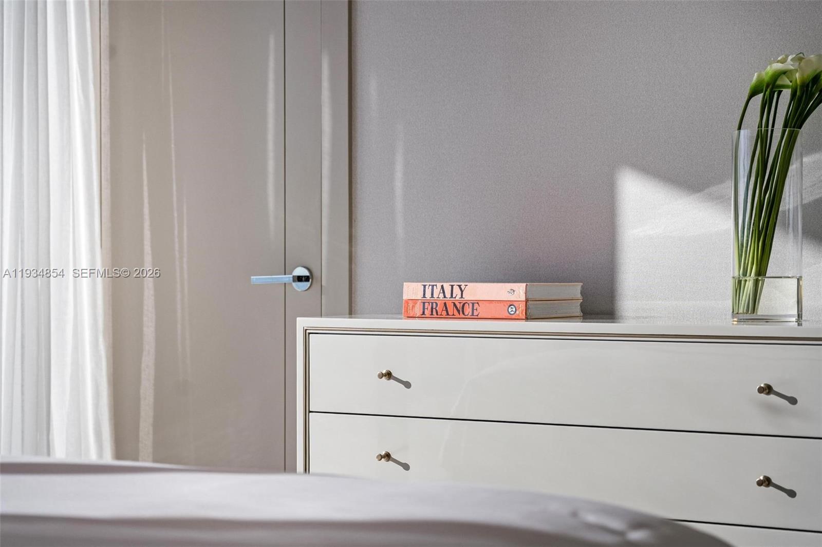 NORTH BISCAYNE BEACH AMEN - Residential