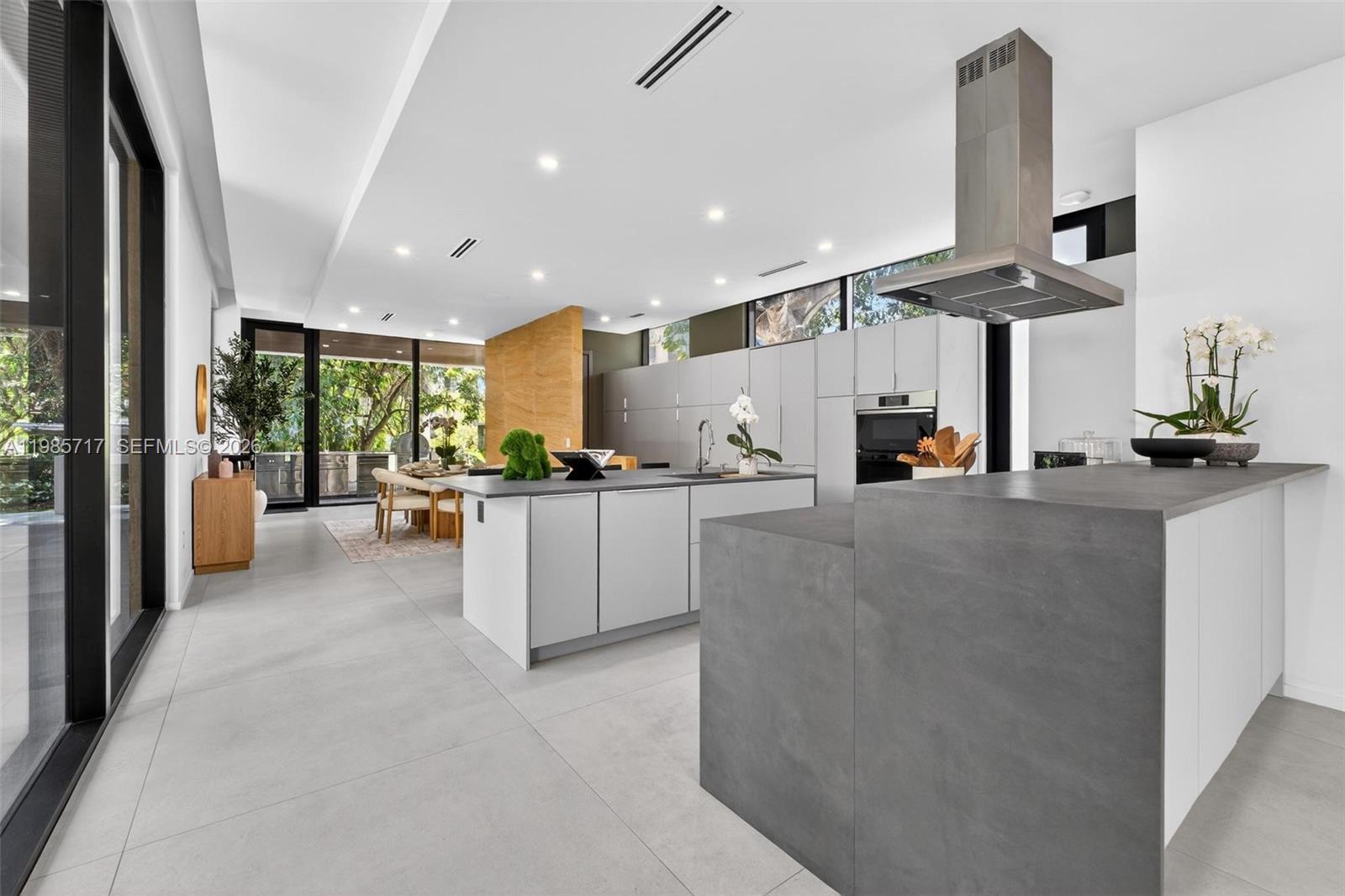 HOLLEMAN PARK - Residential