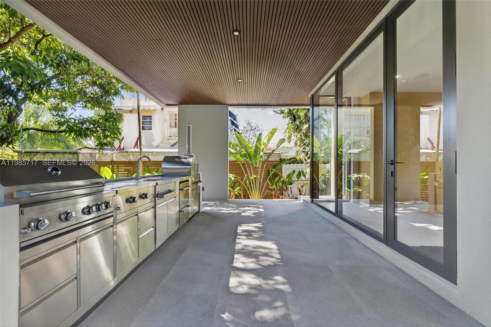 HOLLEMAN PARK - Residential