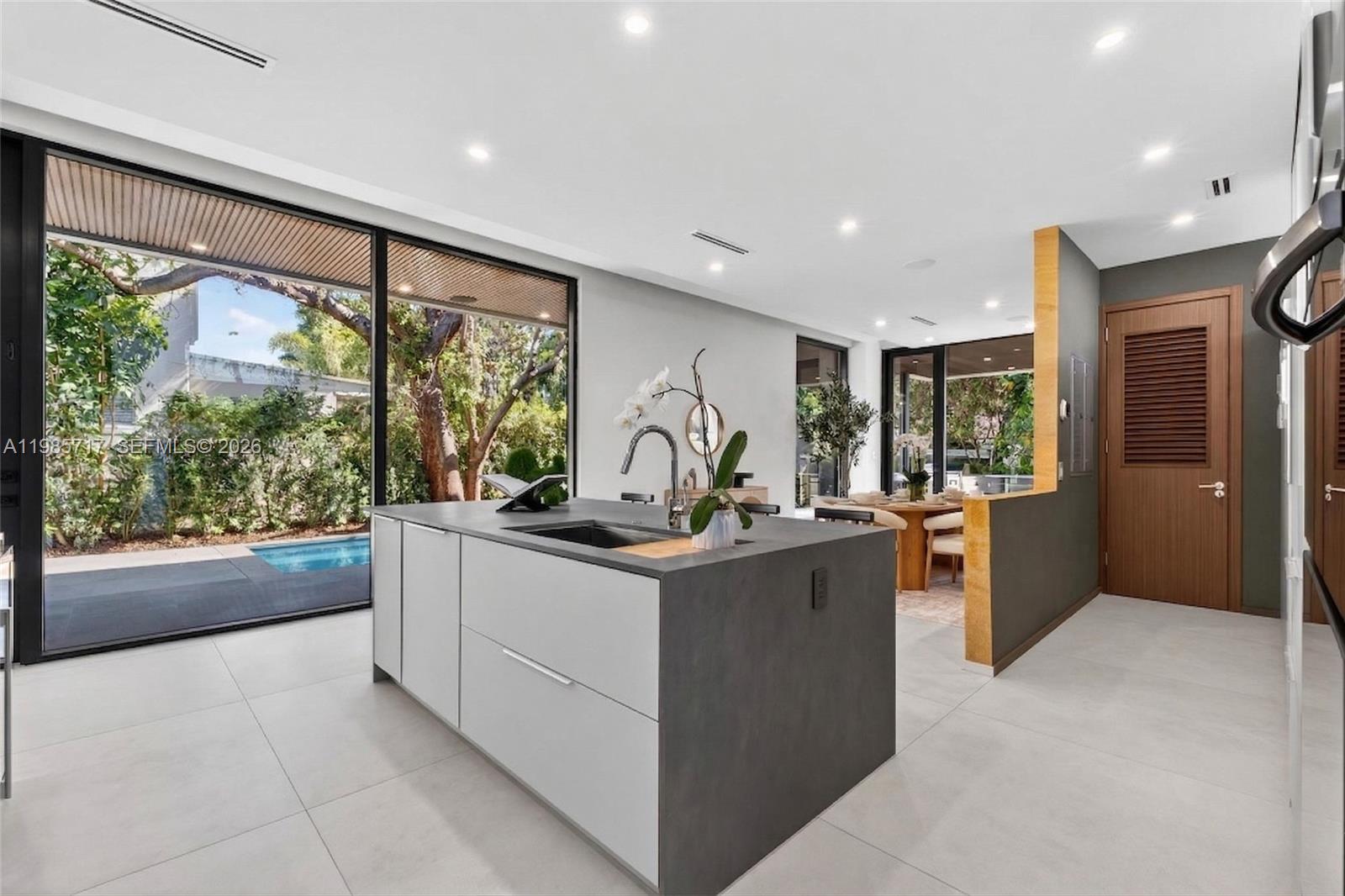 HOLLEMAN PARK - Residential