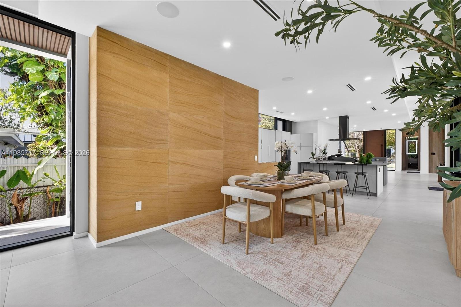 HOLLEMAN PARK - Residential