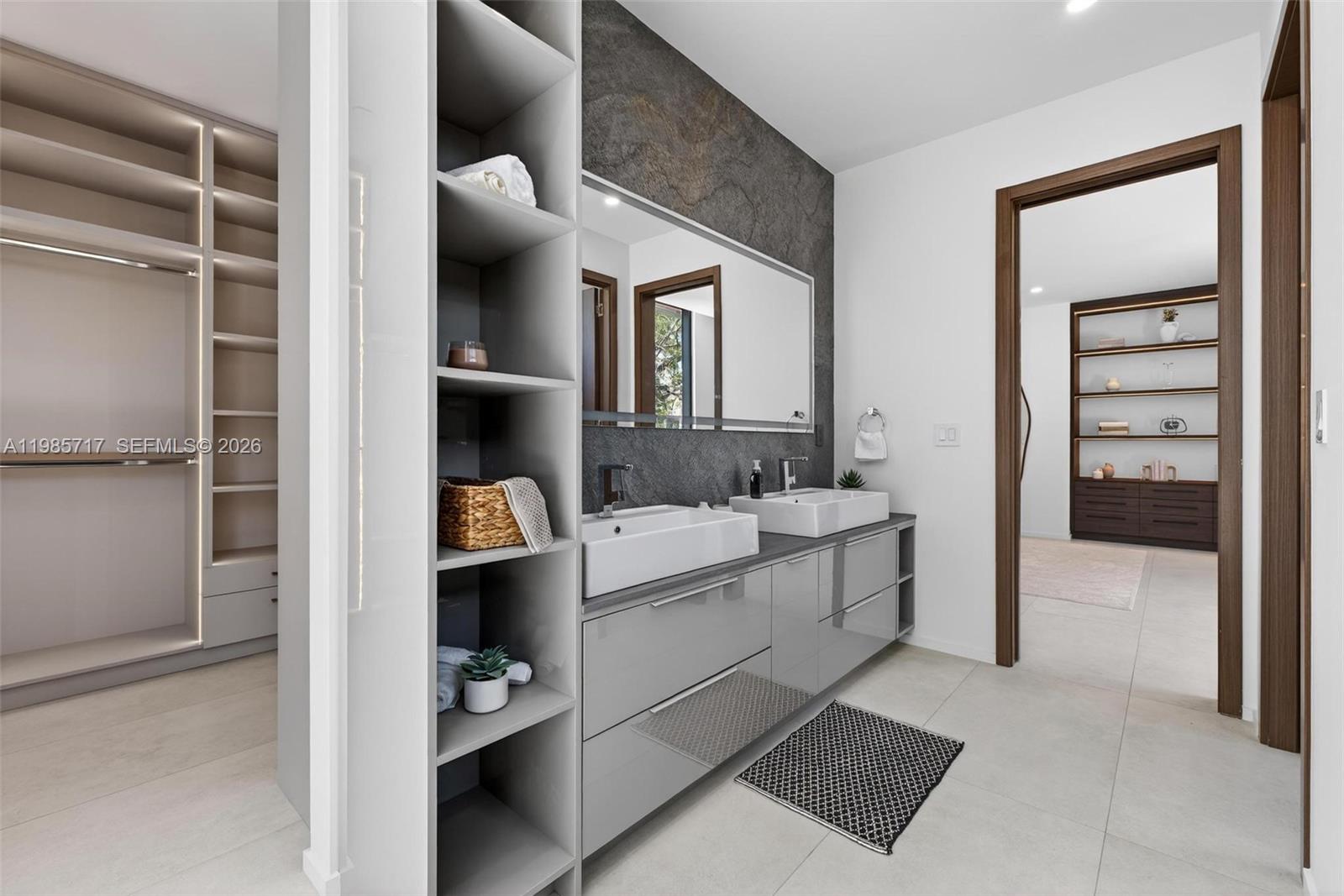 HOLLEMAN PARK - Residential