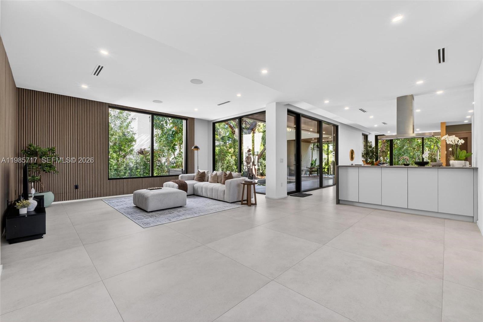 HOLLEMAN PARK - Residential