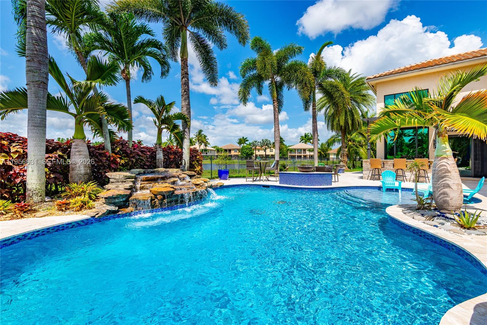 CANYON ISLES 2 - Residential