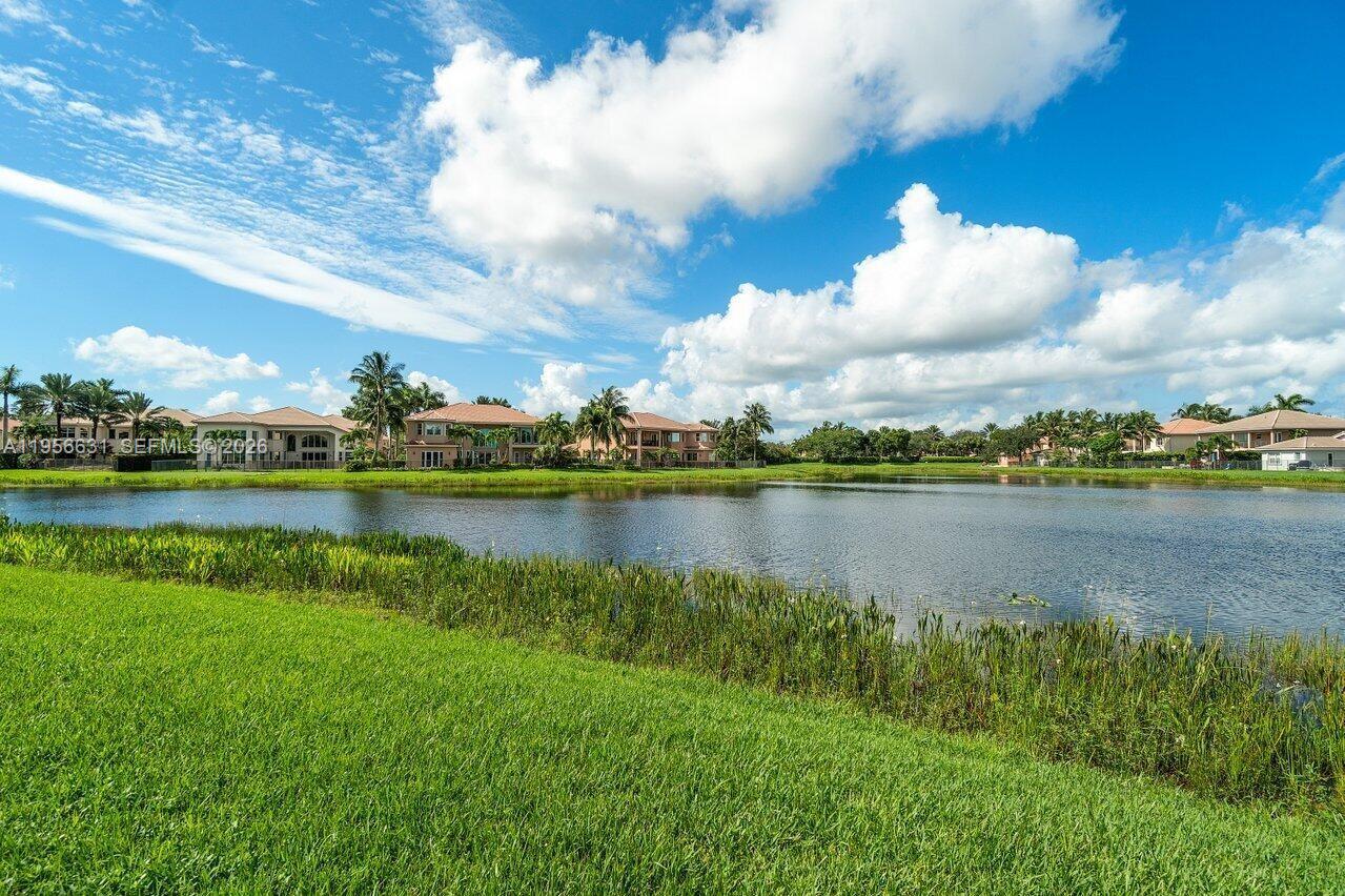 CANYON ISLES 2 - Residential