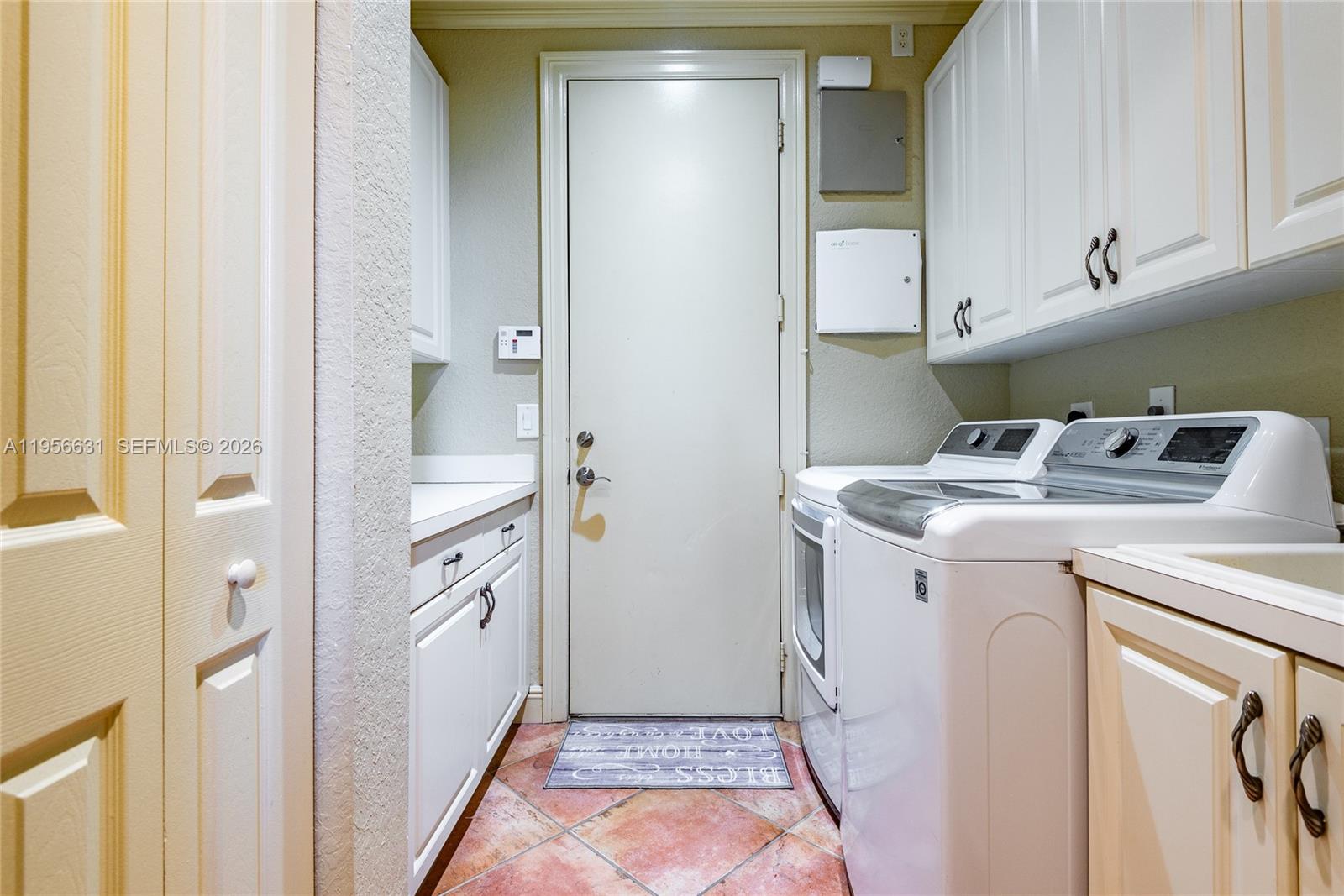 CANYON ISLES 2 - Residential