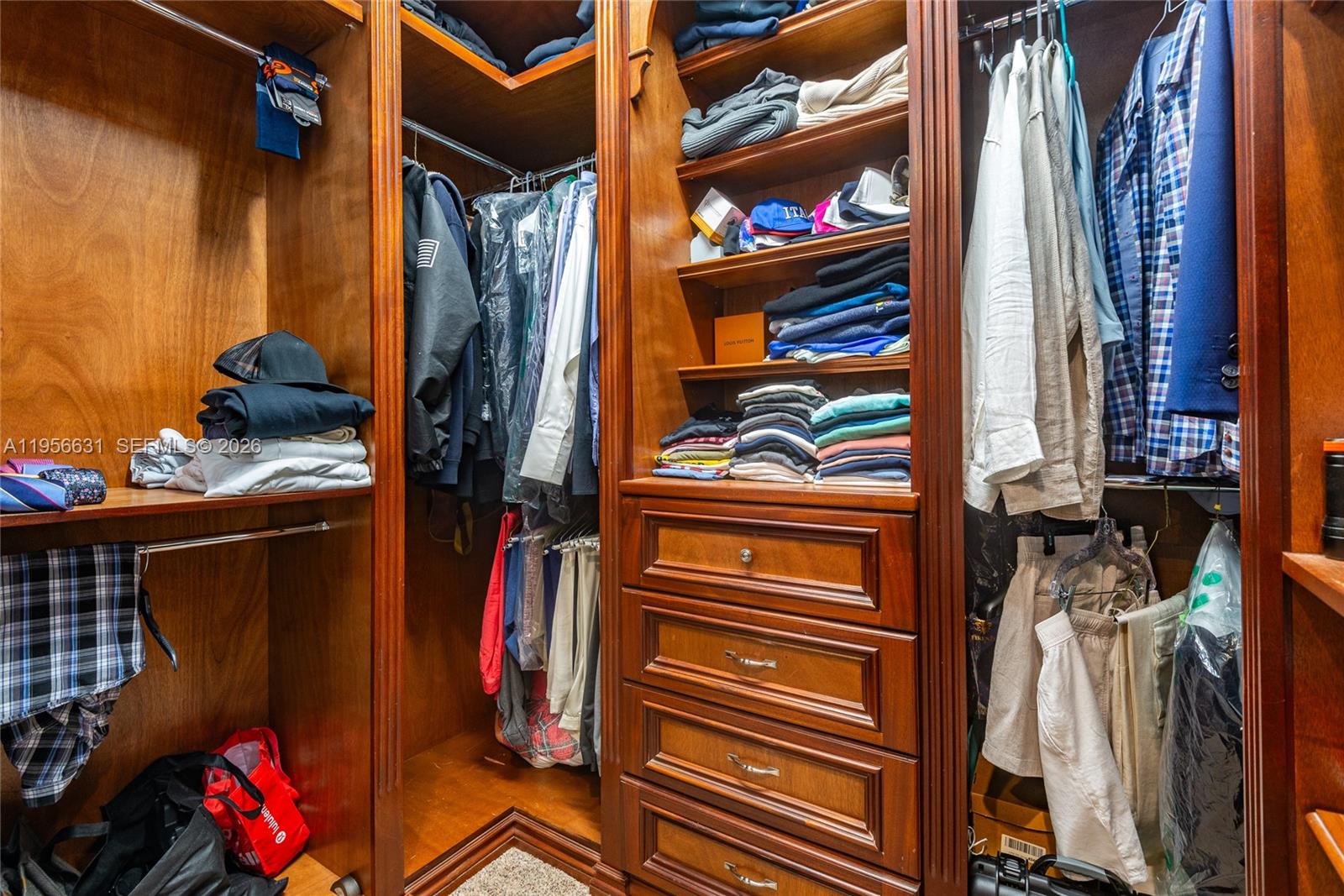 CANYON ISLES 2 - Residential