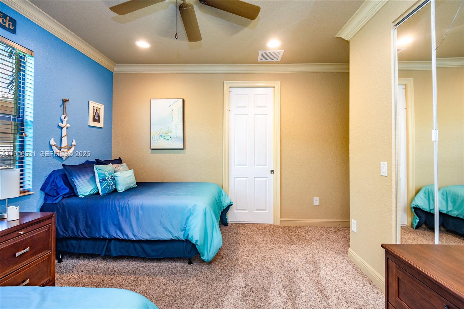 CANYON ISLES 2 - Residential