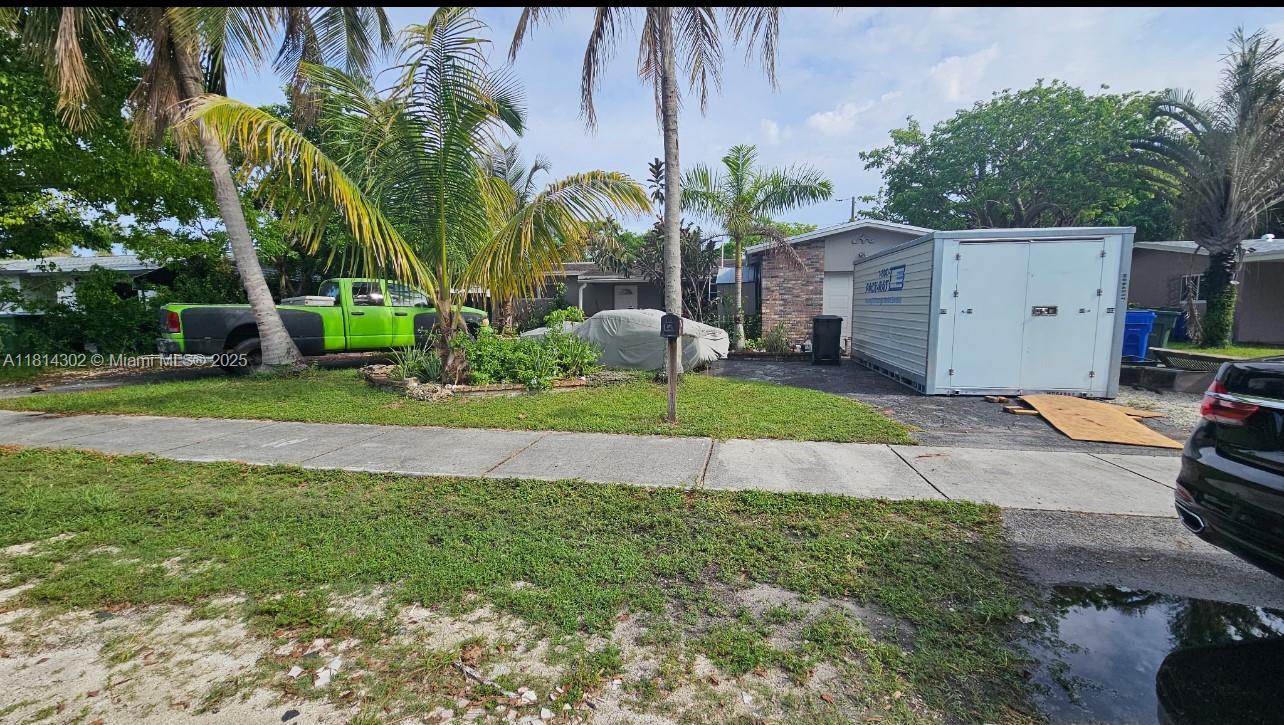 Property for Sale at 3390 Sw 15th Ct, Fort Lauderdale, Broward County, Florida - Bedrooms: 2 
Bathrooms: 2  - $490,000