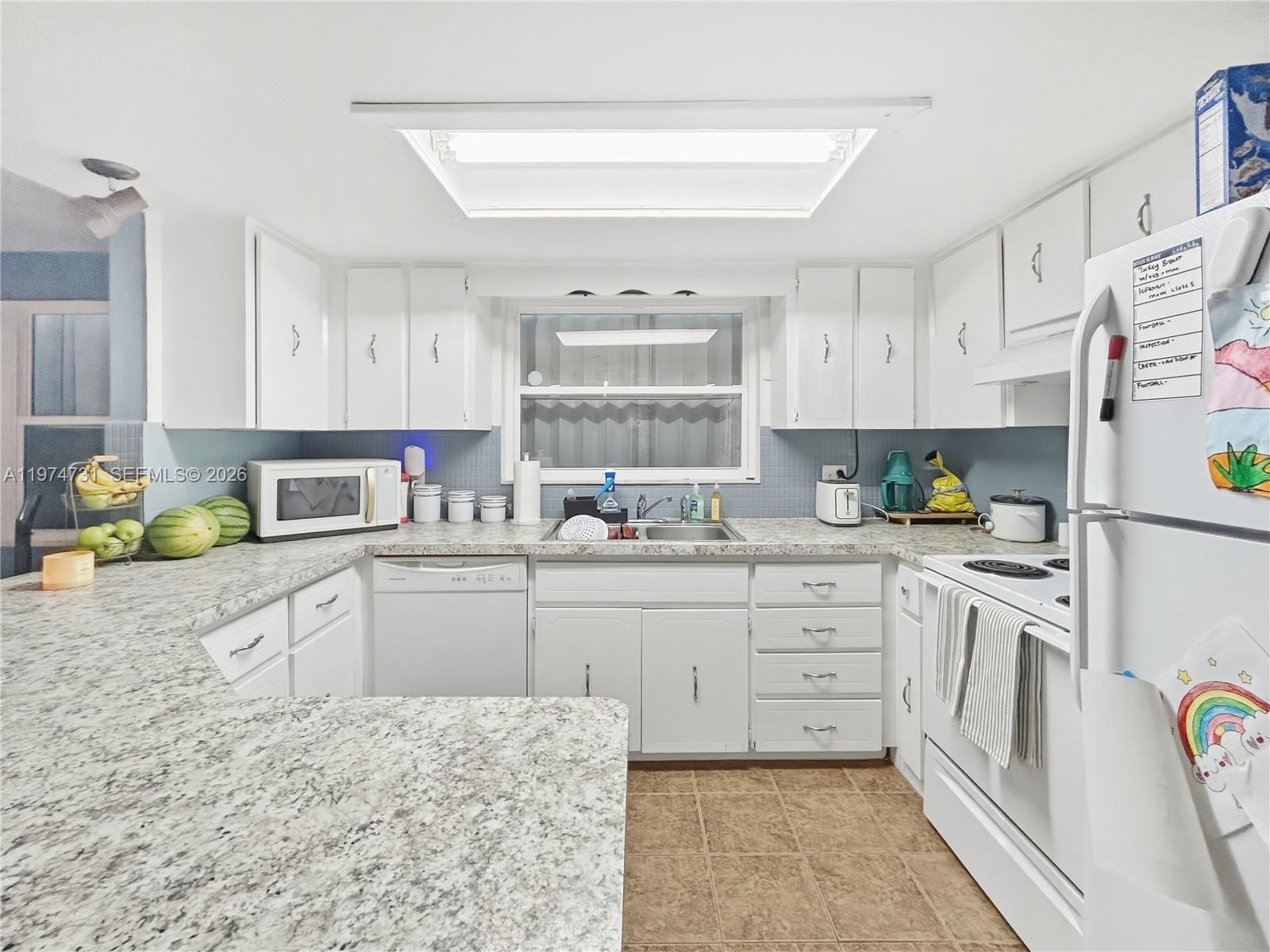 REGENCY PARK - Residential