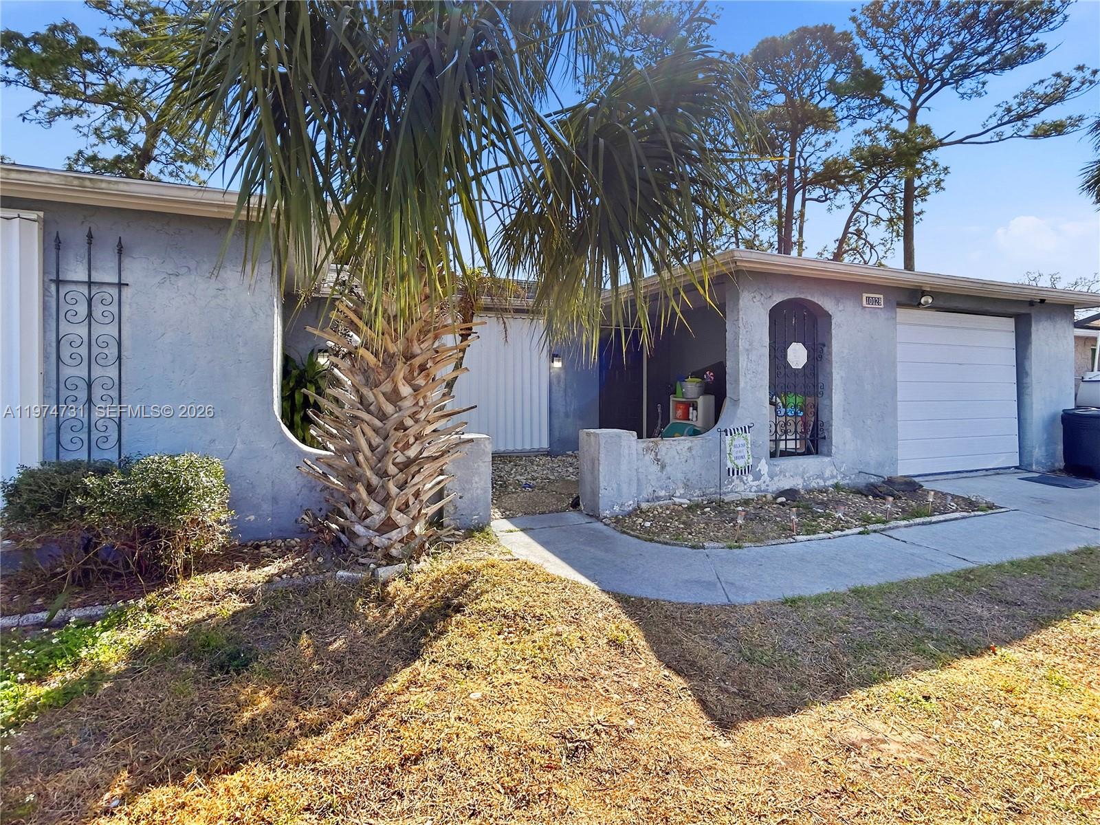 REGENCY PARK - Residential