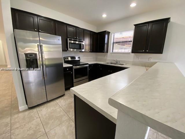 VENETIAN PARC WEST - Residential