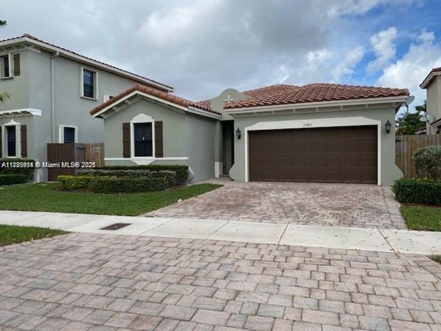 Most wanted Venetian Parc Community! One-Story Single-family home, 2 Car Garage- Oversized lot with room for a pool. Spacious, high ceilings, lots of light. Open kitchen and stainless steel appliances, Tankless water heater. Master Bedroom provides a large shower. Tile throughout the home. The community enhances the lifestyle with resort-style amenities such as a sparkling pool, playground, gym, BBQ, & party room. Lively community events create cherished memories, making this more than just a home it's a lifestyle.