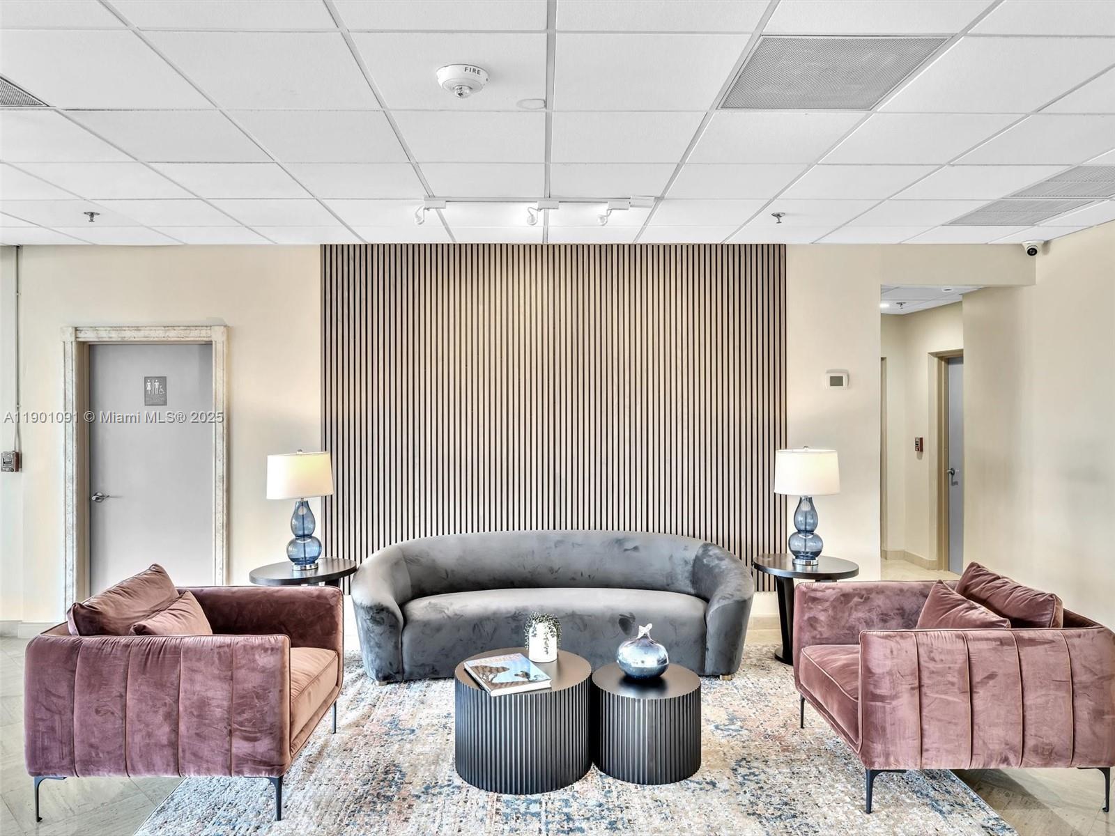 FLORIDA TOWERS CONDO - Residential Lease