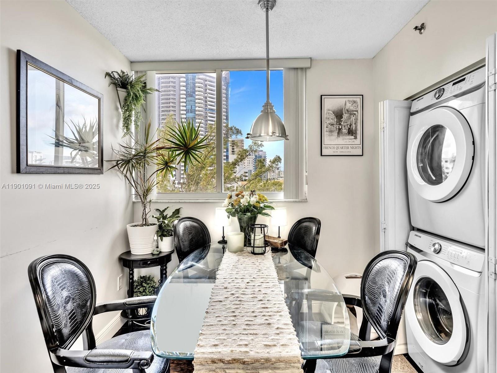 FLORIDA TOWERS CONDO - Residential Lease