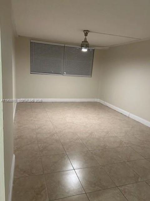 16450 Miami Dr 306 North Miami Beach FL 33162