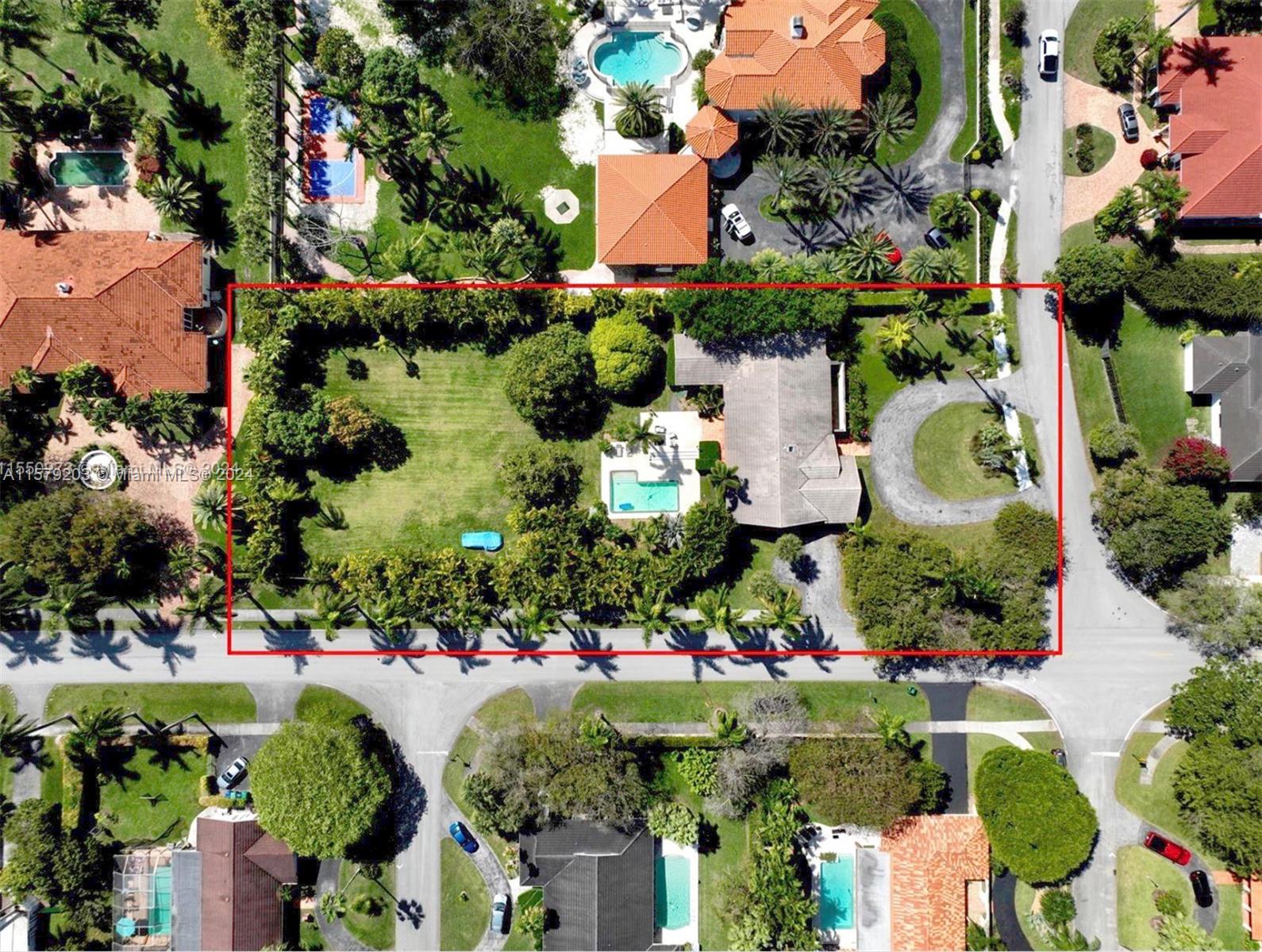 Property for Sale at 7200 Sw 100th St St, Pinecrest, Miami-Dade County, Florida -  - $3,689,009