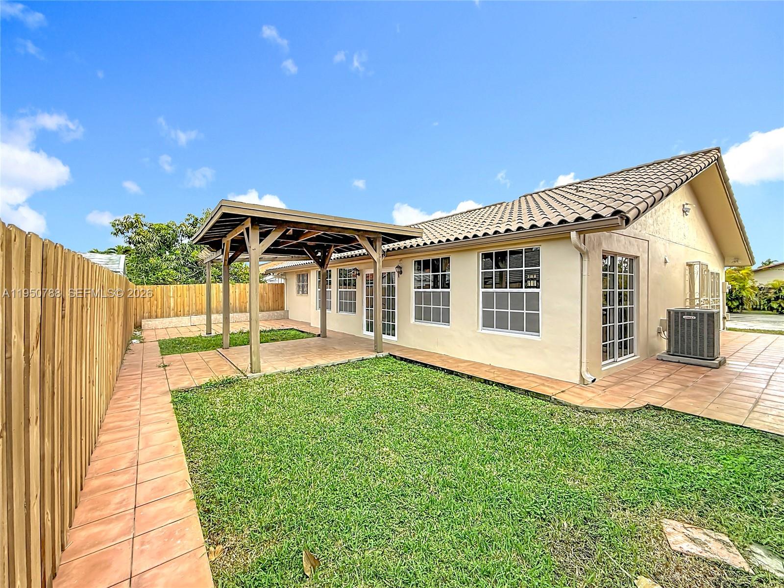 VISTA SUB 1ST ADDN - Residential