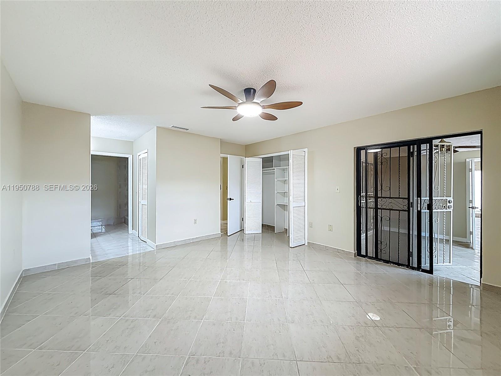 VISTA SUB 1ST ADDN - Residential