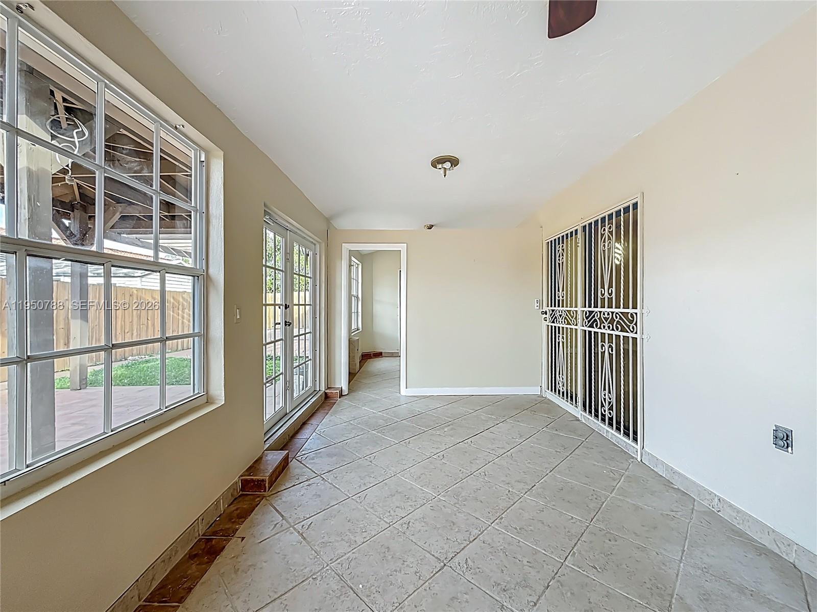 VISTA SUB 1ST ADDN - Residential