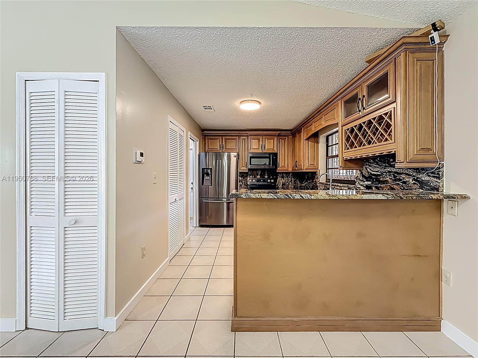 VISTA SUB 1ST ADDN - Residential