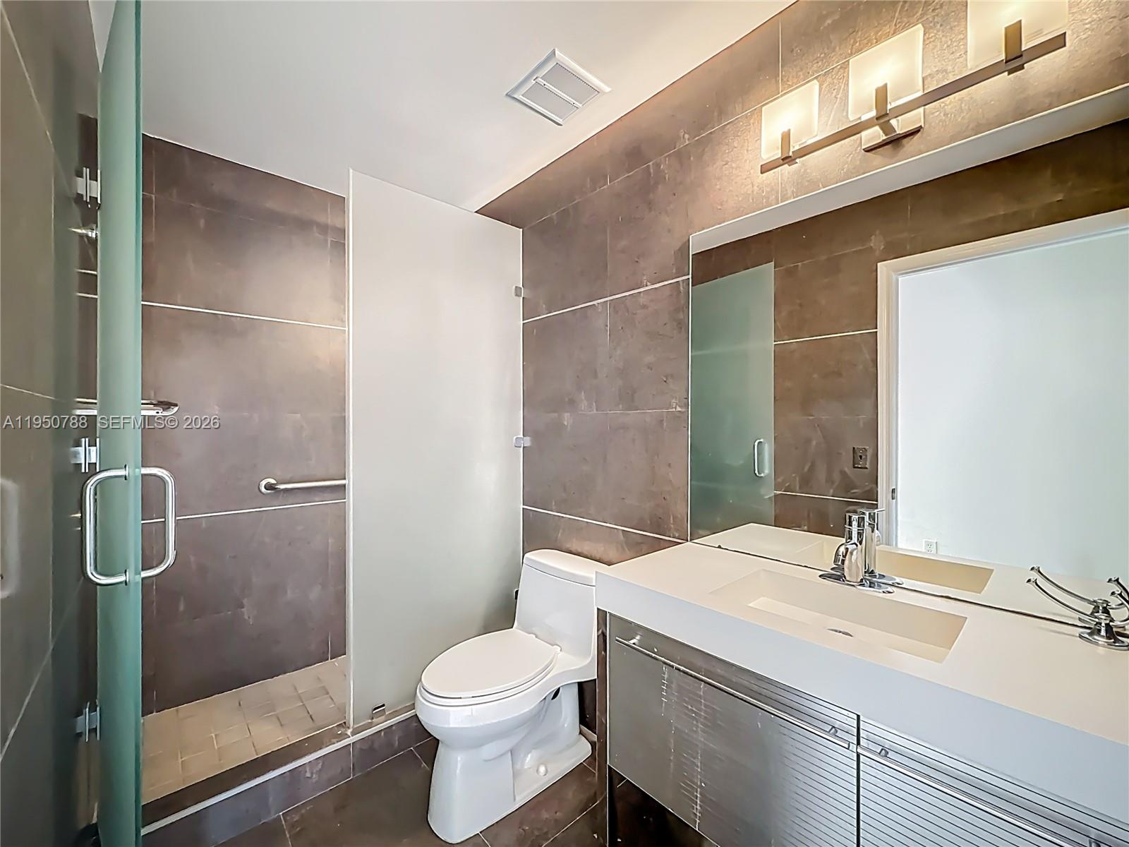 VISTA SUB 1ST ADDN - Residential