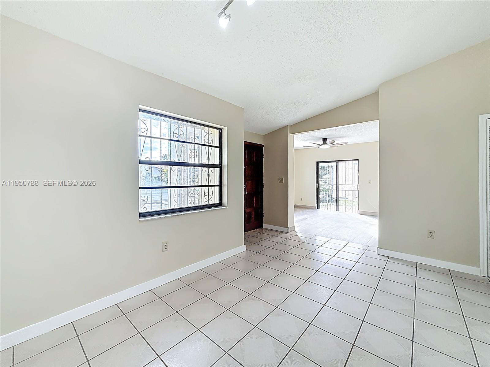 VISTA SUB 1ST ADDN - Residential