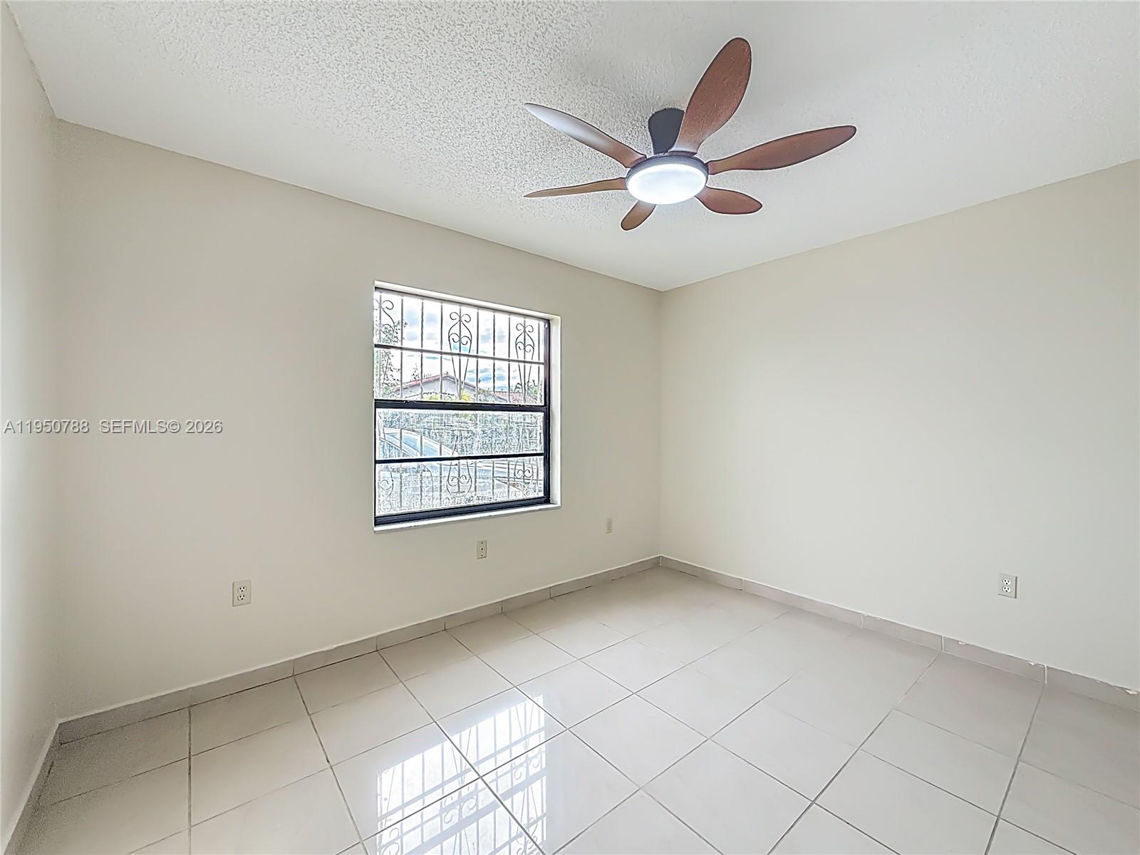 VISTA SUB 1ST ADDN - Residential