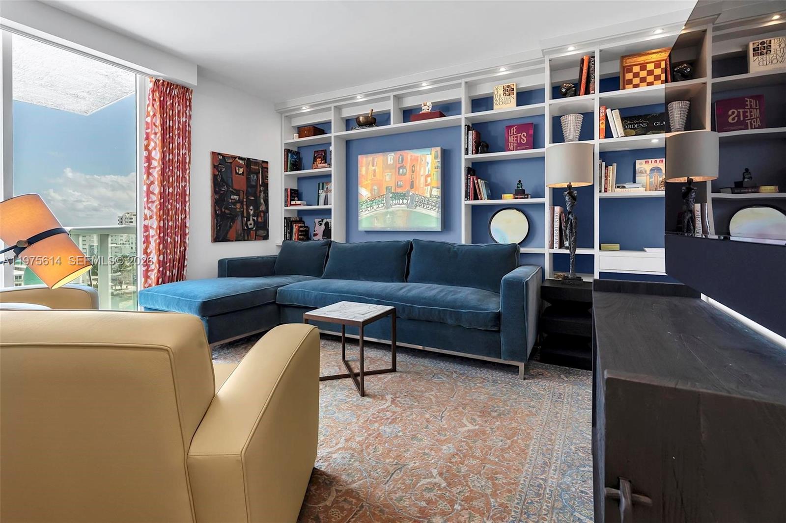 THE GRAND VENETIAN CONDO - Residential