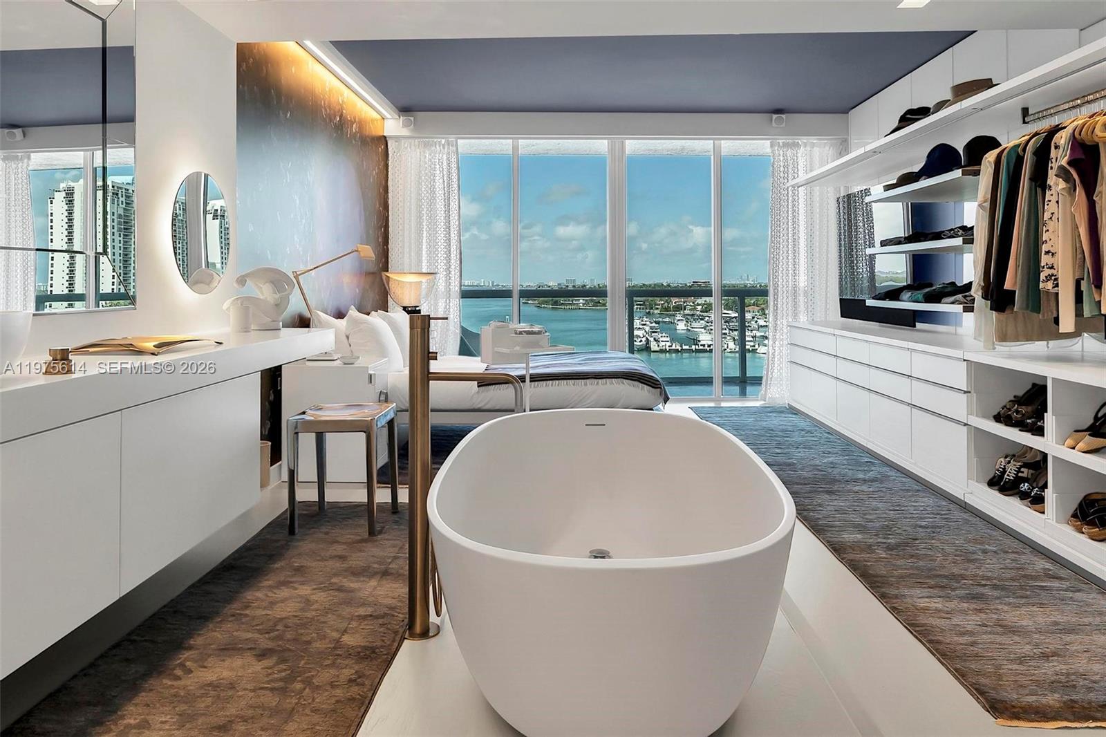 THE GRAND VENETIAN CONDO - Residential