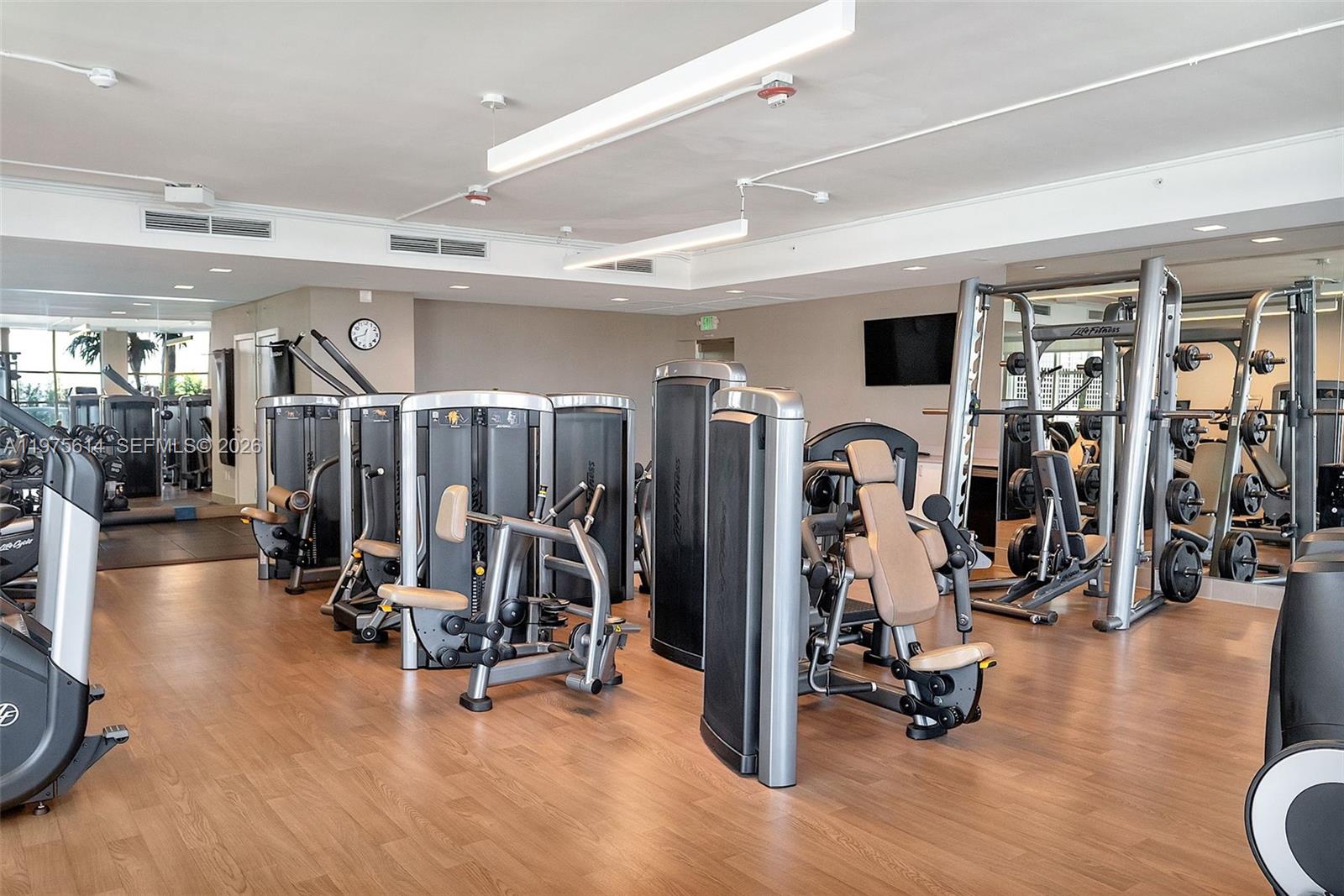 THE GRAND VENETIAN CONDO - Residential