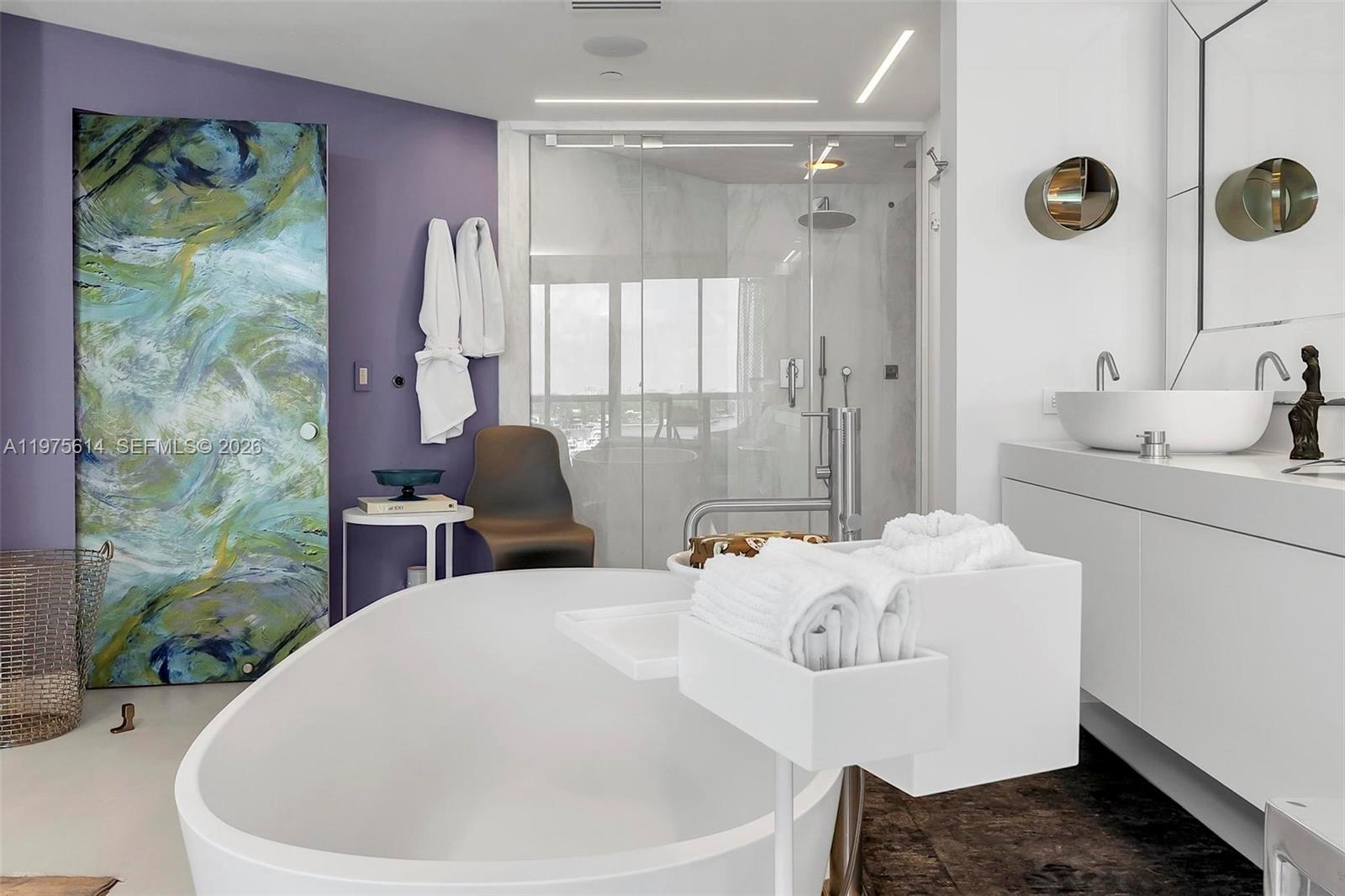 THE GRAND VENETIAN CONDO - Residential