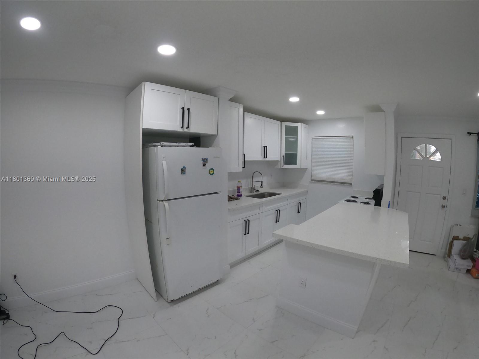 3265 Griffin Rd 103