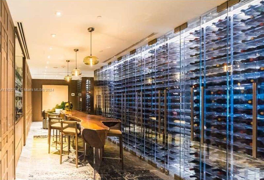 2711 HOLLYWOOD BEACH COND - Residential