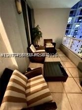 170 SE 14th St 2006