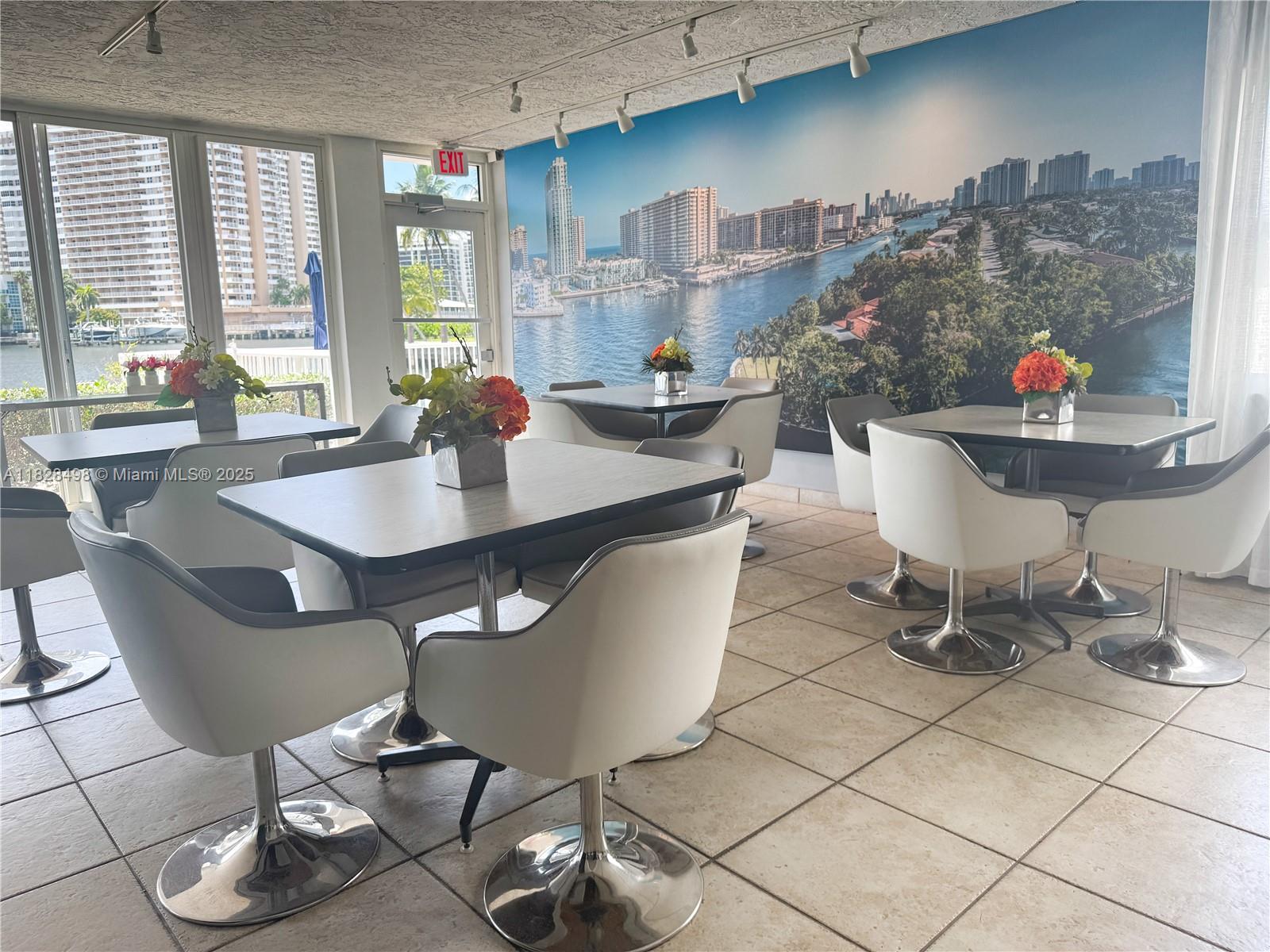 DORSEY ARMS CONDO - Residential