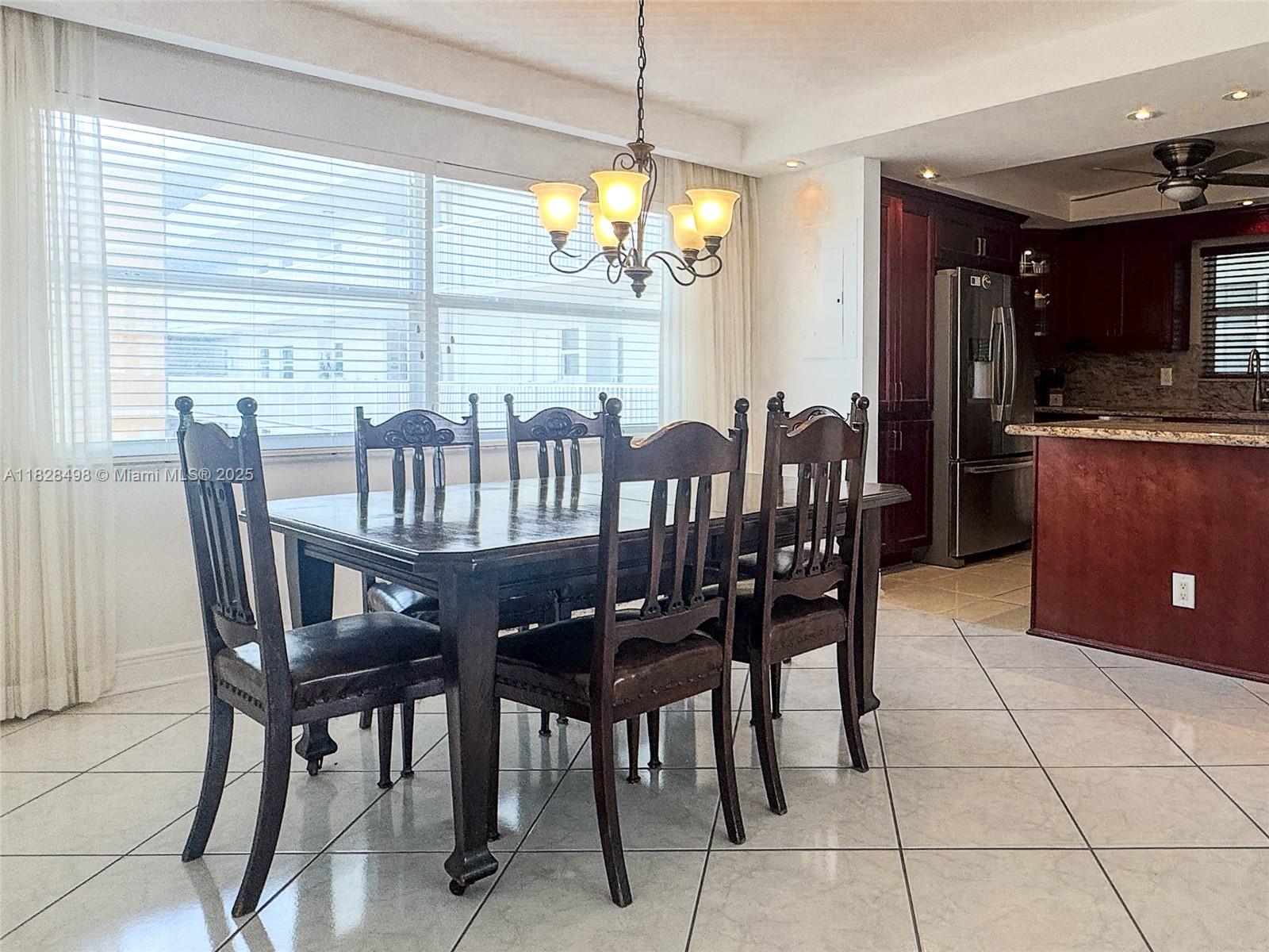 121 Golden Isles Dr 1107