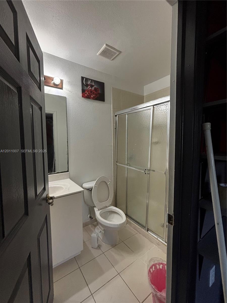 SOLABELLA CONDO - Residential