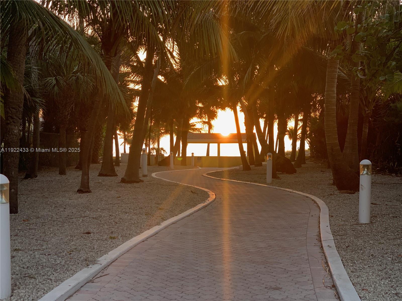 AQUAMARINE CONDO - Residential