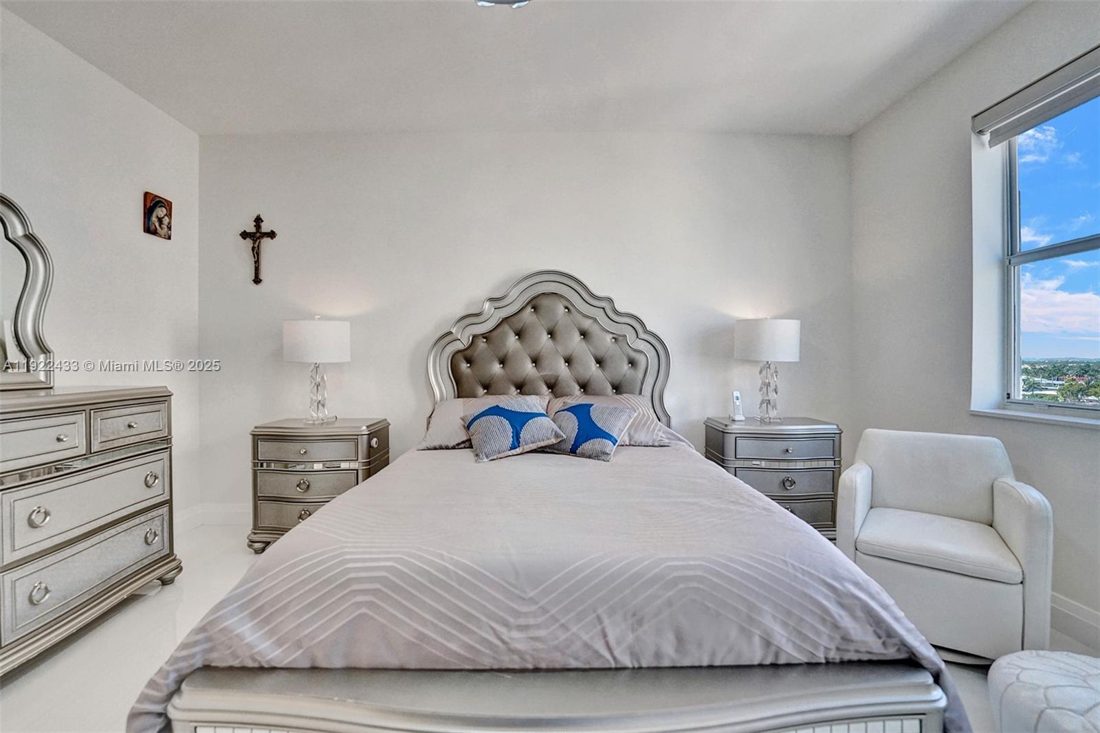 AQUAMARINE CONDO - Residential