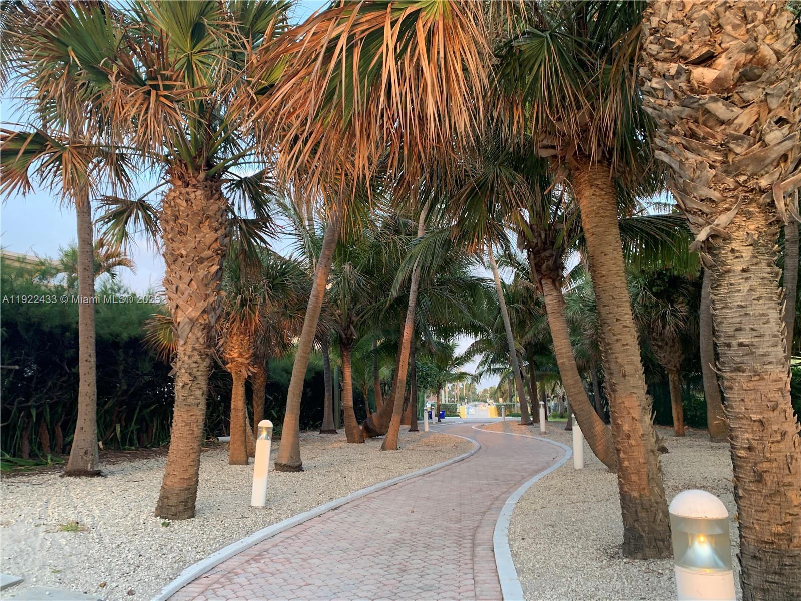 AQUAMARINE CONDO - Residential